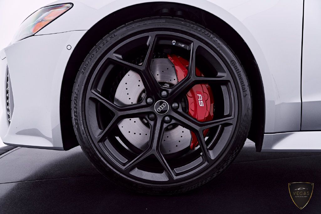 Used 2025 Audi RS 7 Performance AWD/4WD image 3