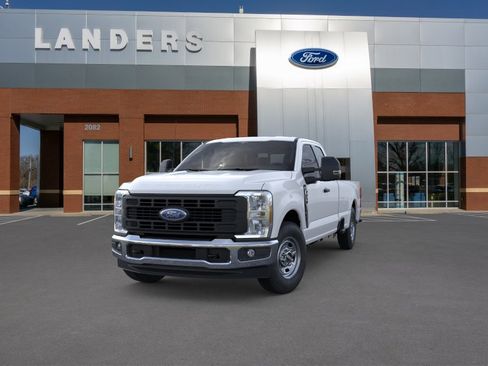 New 2026 Ford F250 XL w/ XL Driver Assist Package RWD image 2