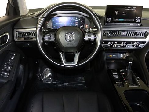 Used 2024 Acura Integra image 3