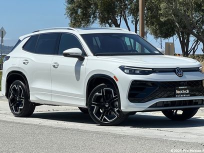 New 2026 Volkswagen Tiguan SEL R-Line