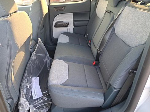 New 2025 Ford Maverick XLT image 13