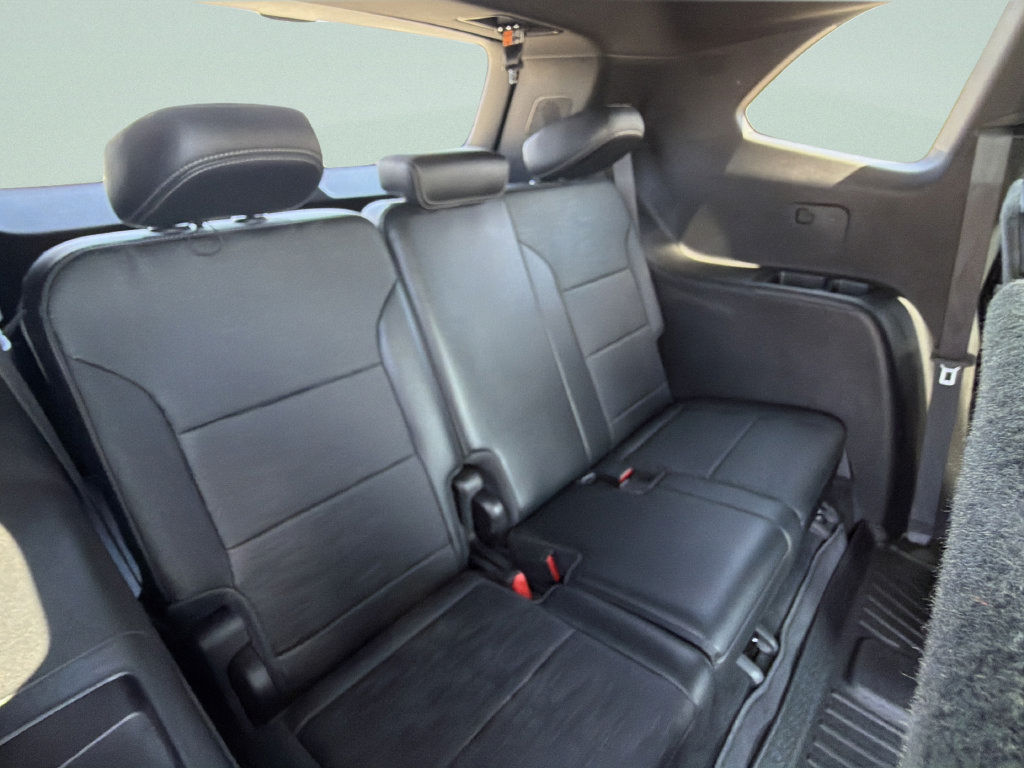 Used 2026 Buick Enclave Sport Touring w/ Power Package FWD image 13