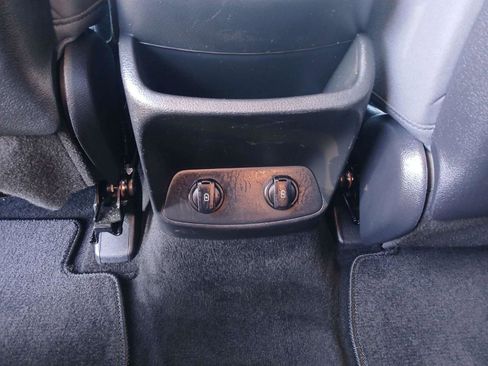 Used 2020 Hyundai Santa Fe SEL image 16