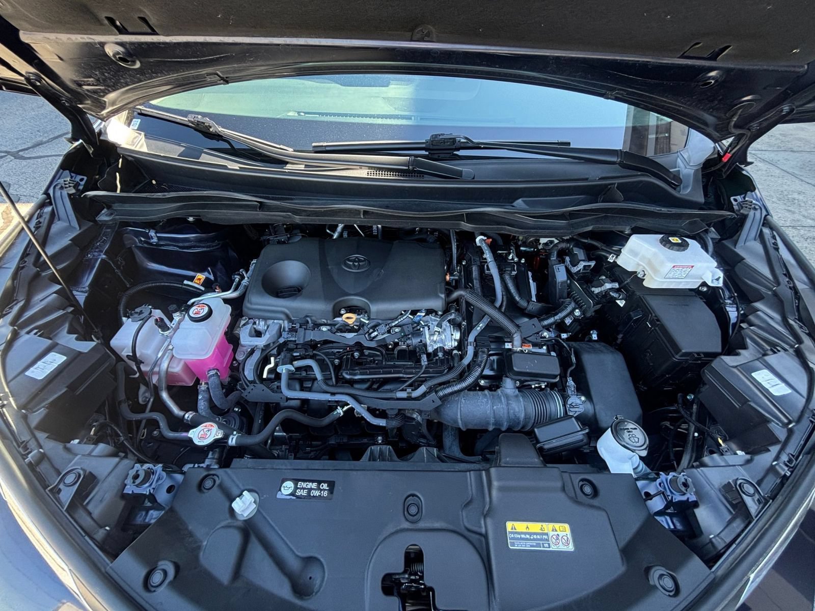 Used 2025 Toyota Sienna XLE FWD image 34