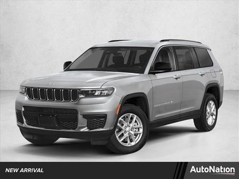 Used 2025 Jeep Grand Cherokee L Limited w/ Black Appearance Package image 1