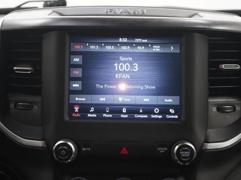 Used 2020 RAM 1500 Big Horn AWD/4WD image 18