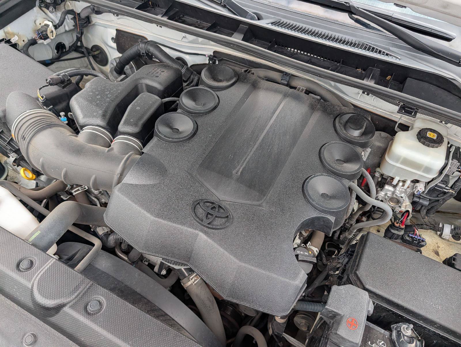 Used 2018 Toyota 4Runner SR5 Premium AWD/4WD image 26