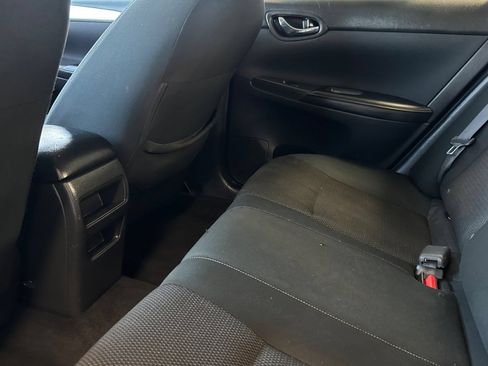 Used 2019 Nissan Sentra S FWD image 12