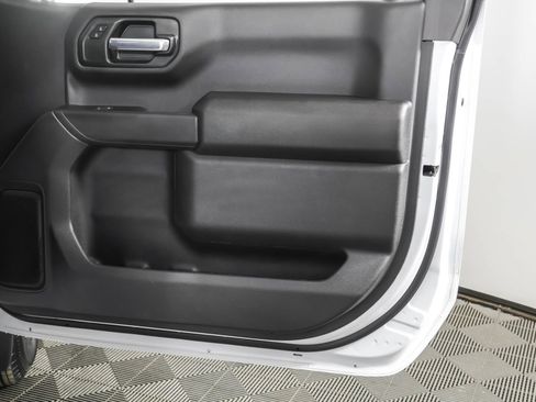 Used 2025 Chevrolet Silverado 1500 W/T w/ WT Value Package image 41