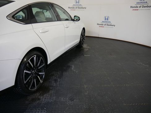 New 2026 Honda Accord Touring image 4