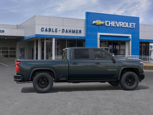 New 2025 Chevrolet Silverado 2500 ZR2 w/ Technology Package AWD/4WD image 5