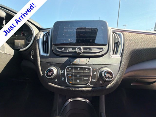 Used 2025 Chevrolet Malibu LT FWD image 25