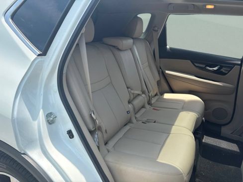 Used 2020 Nissan Rogue SL w/ Premium Package FWD image 21