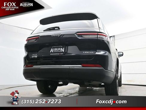Used 2023 Jeep Grand Cherokee L Limited image 21