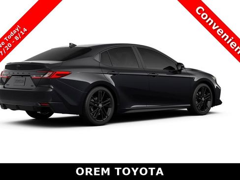 New 2026 Toyota Camry Hybrid FWD image 10