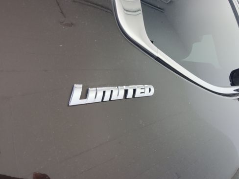 Used 2022 Toyota Tundra Limited AWD/4WD image 8