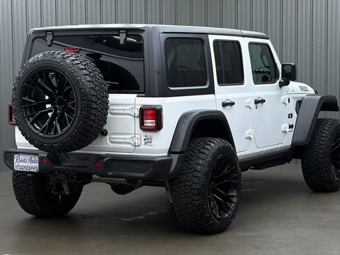 Used 2026 Jeep Wrangler Unlimited Sport AWD/4WD image 5