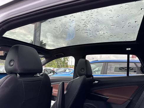 Used 2022 Volkswagen ID.4 Pro S image 20