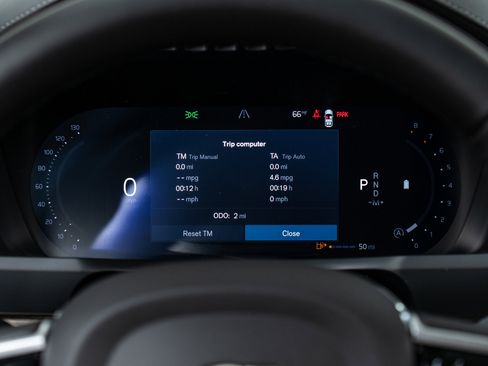 New 2026 Volvo XC90 B6 Ultra w/ Protection Package image 18