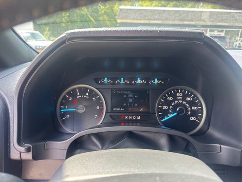 Used 2020 Ford F150 XLT w/ Equipment Group 302A Luxury AWD/4WD image 14