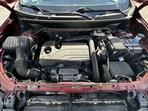 Used 2023 Chevrolet Equinox LT image 24