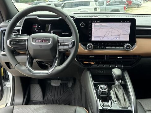 New 2026 GMC Canyon AT4 w/ Technology Plus Package AWD/4WD image 6