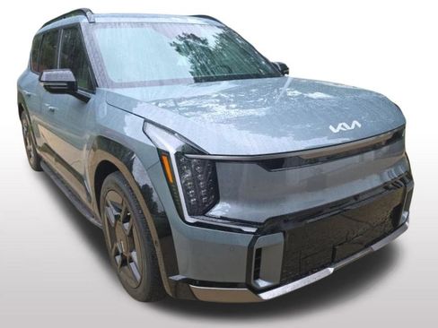 Used 2024 Kia EV9 GT-Line AWD/4WD image 4