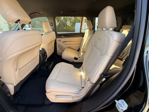New 2026 Jeep Grand Cherokee L Limited RWD image 25