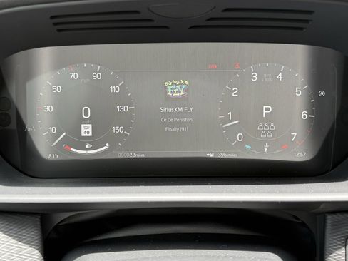 New 2025 Land Rover Discovery Dynamic SE image 33