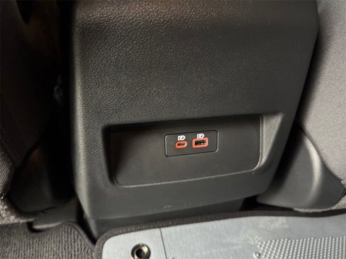 Used 2023 Nissan Frontier SV w/ Midnight Edition Package image 19