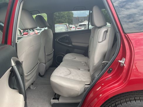 Used 2011 Toyota RAV4 2WD w/ Base L4 Extra Value Pkg image 14