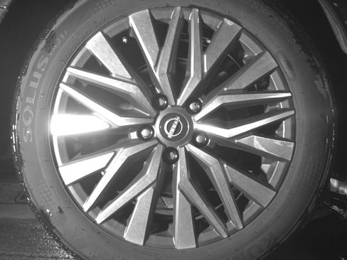 Used 2025 Nissan Altima 2.5 SV image 15