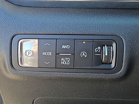 Used 2026 GMC Terrain Elevation AWD/4WD image 25