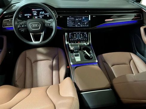 Used 2025 Audi Q7 3.0T Premium Plus w/ Premium Plus Package AWD/4WD image 9