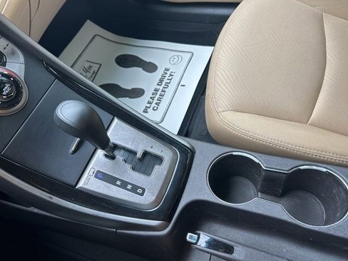 Used 2013 Hyundai Elantra GLS w/ Preferred Pkg image 21