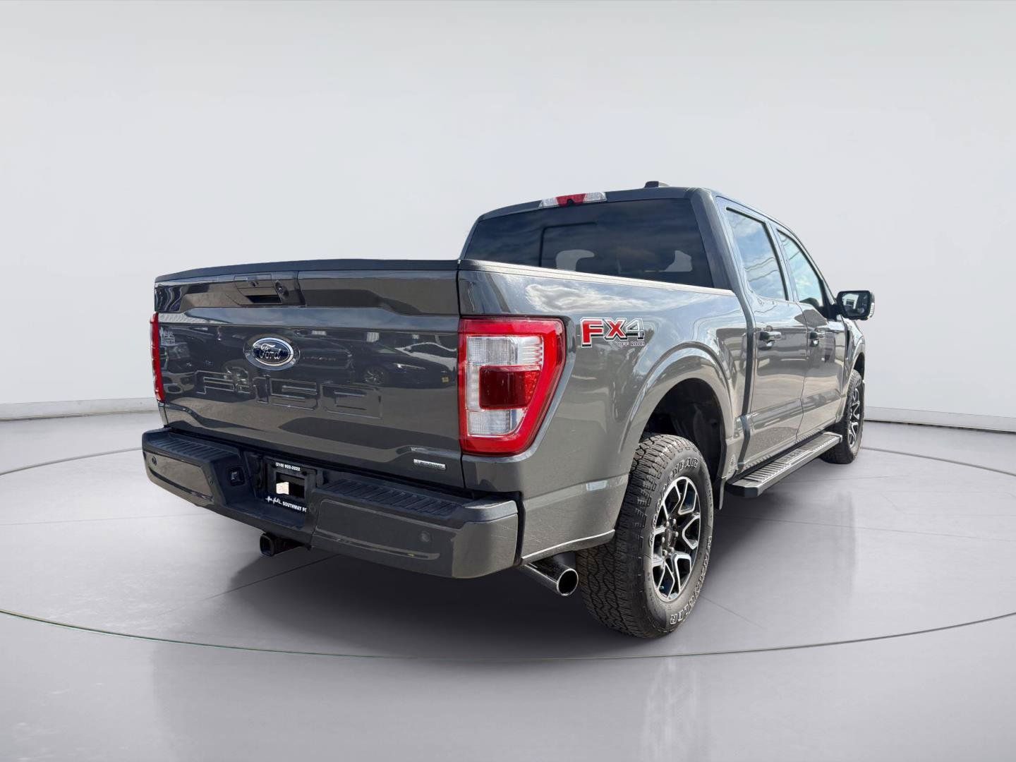 Used 2021 Ford F150 Lariat AWD/4WD image 3