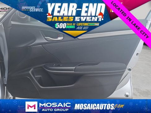 Used 2018 Honda Civic EX image 9