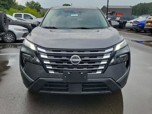 Used 2024 Nissan Rogue SV FWD image 8
