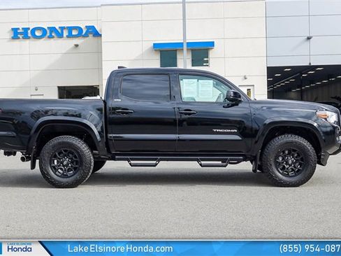 Used 2022 Toyota Tacoma SR5 image 6