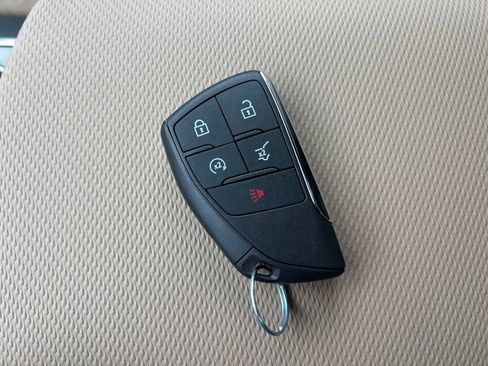 New 2026 Chevrolet Equinox ACTIV AWD/4WD image 31