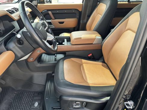 Used 2023 Land Rover Defender 130 X-Dynamic SE AWD/4WD image 20