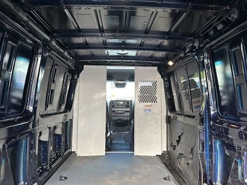 Used 2023 Mercedes-Benz Sprinter 2500 image 17