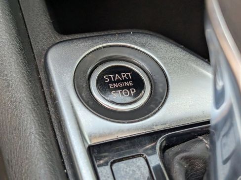 Used 2020 Nissan Sentra SV image 27