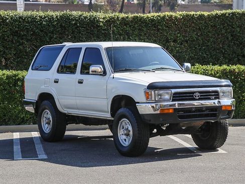 Used 1995 Toyota 4Runner SR5 image 3