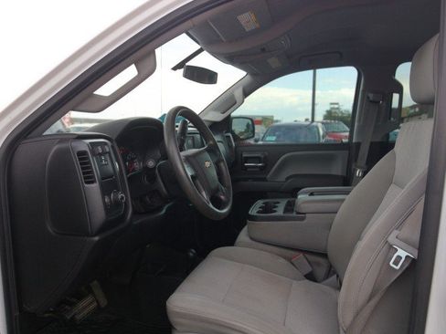 Used 2016 Chevrolet Silverado 2500 W/T AWD/4WD image 15