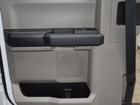 Used 2022 Ford F350 XL w/ Power Equipment Group image 35