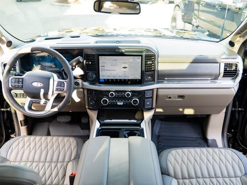 Used 2026 Ford F450 Platinum w/ Platinum Plus Package image 14
