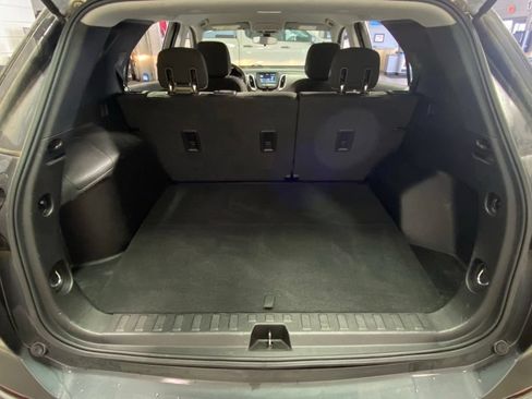 Used 2018 Chevrolet Equinox LS FWD image 28