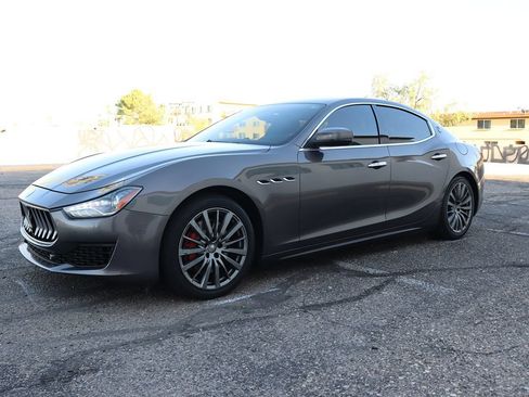 Used 2018 Maserati Ghibli S Q4 AWD/4WD image 4