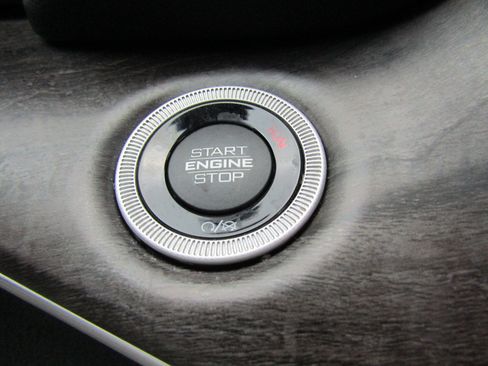 Used 2023 Jeep Grand Cherokee Limited w/ Trailer Tow Prep Group (B) image 36